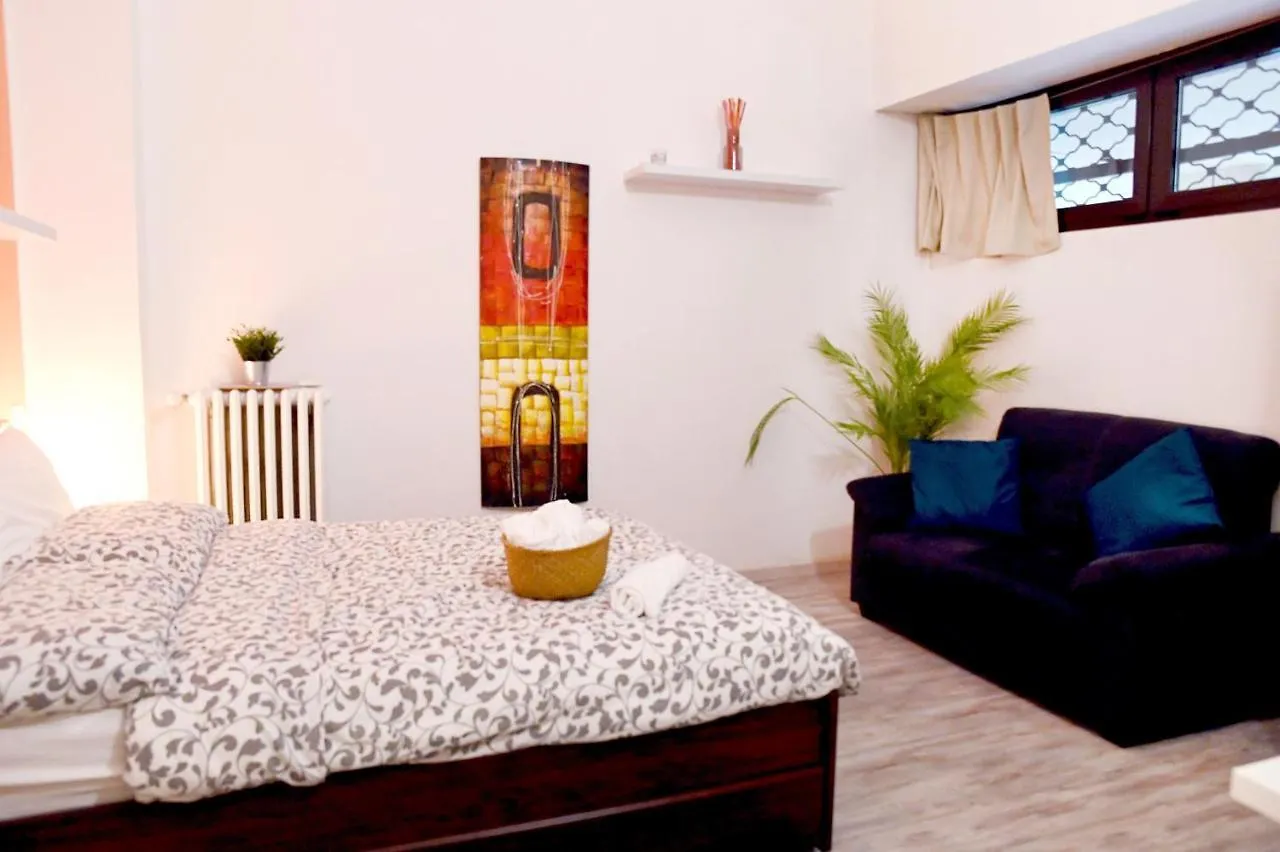 Guest House Lucca Milano